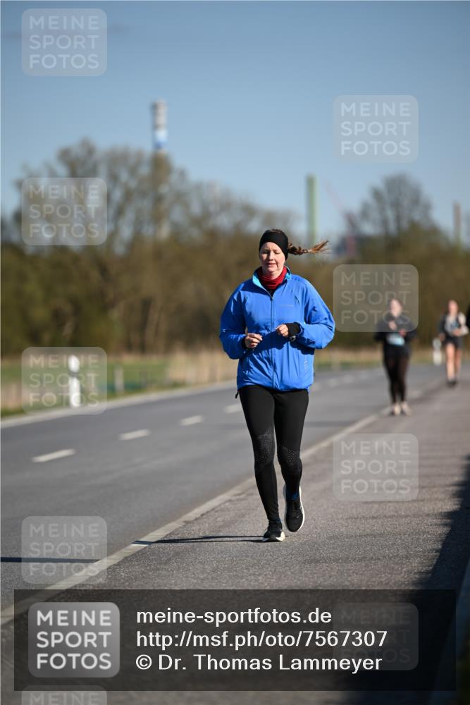 06.04.2025 - 44. Internationalen Wilhelmsburger Insellauf Dr. Thomas Lammeyer http://msf.ph/oto/7567307 06.04.2025 09:44:25 Laufen  meine-sportfotos.de