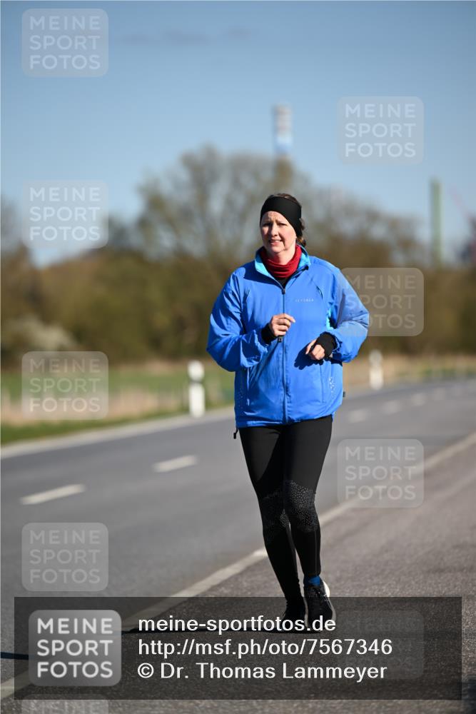06.04.2025 - 44. Internationalen Wilhelmsburger Insellauf Dr. Thomas Lammeyer http://msf.ph/oto/7567346 06.04.2025 09:44:28 Laufen  meine-sportfotos.de