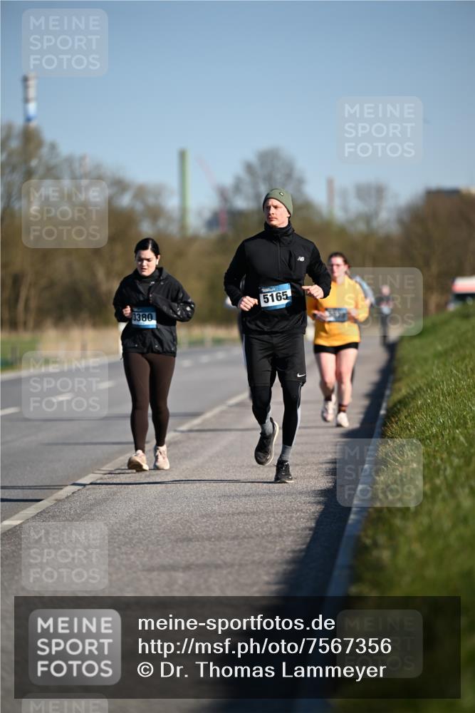 06.04.2025 - 44. Internationalen Wilhelmsburger Insellauf Dr. Thomas Lammeyer http://msf.ph/oto/7567356 06.04.2025 09:44:38 Laufen 5165, 3380 meine-sportfotos.de