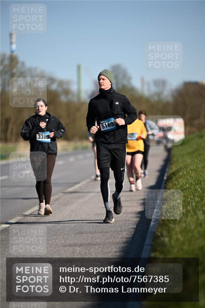 06.04.2025 - 44. Internationalen Wilhelmsburger Insellauf Dr. Thomas Lammeyer http://msf.ph/oto/7567385 06.04.2025 09:44:40 Laufen 3389, 5165 meine-sportfotos.de