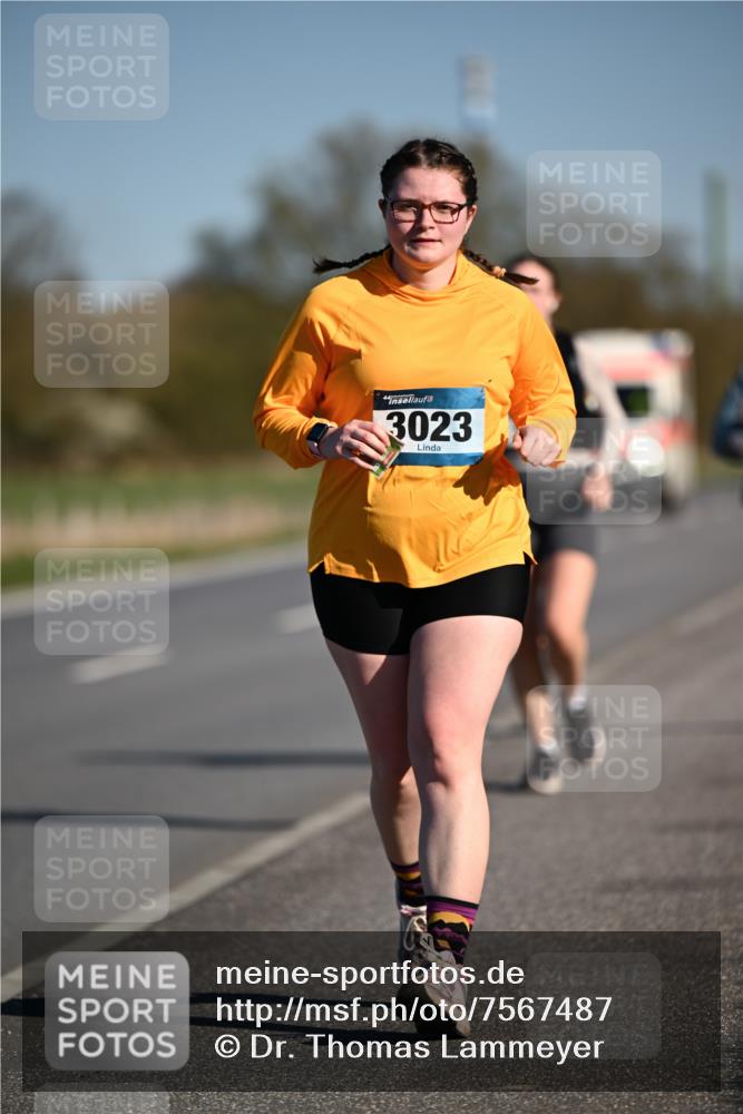 06.04.2025 - 44. Internationalen Wilhelmsburger Insellauf Dr. Thomas Lammeyer http://msf.ph/oto/7567487 06.04.2025 09:44:49 Laufen 3023 meine-sportfotos.de