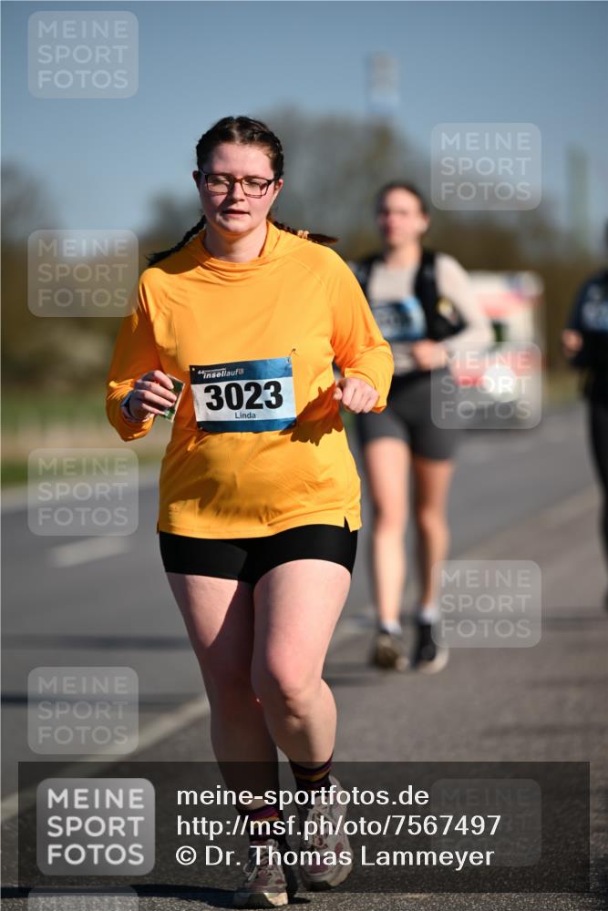06.04.2025 - 44. Internationalen Wilhelmsburger Insellauf Dr. Thomas Lammeyer http://msf.ph/oto/7567497 06.04.2025 09:44:49 Laufen 3023 meine-sportfotos.de