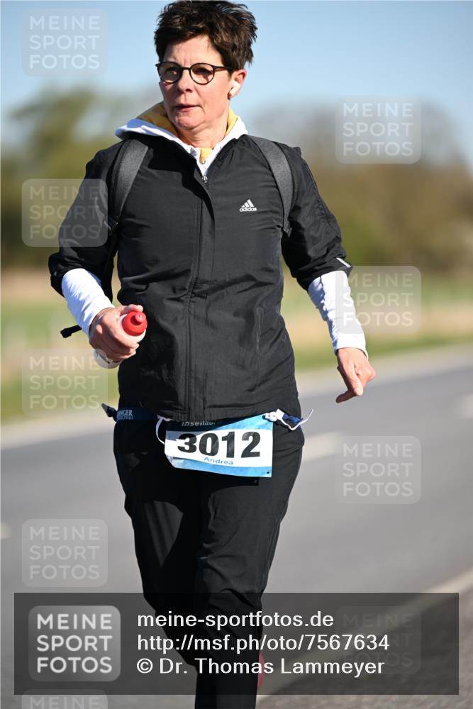 06.04.2025 - 44. Internationalen Wilhelmsburger Insellauf Dr. Thomas Lammeyer http://msf.ph/oto/7567634 06.04.2025 09:45:20 Laufen 3012 meine-sportfotos.de