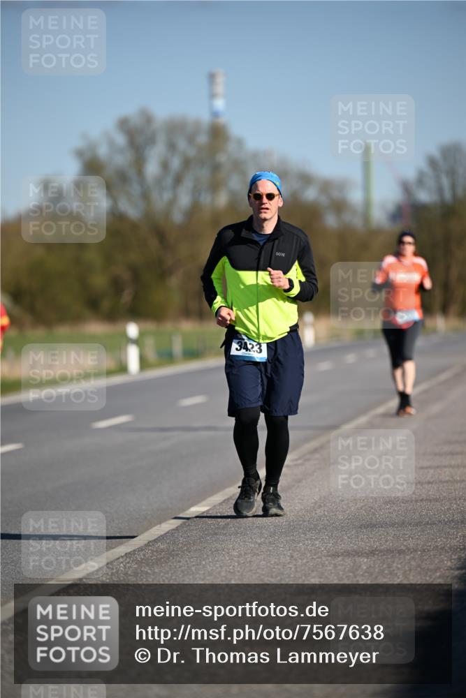 06.04.2025 - 44. Internationalen Wilhelmsburger Insellauf Dr. Thomas Lammeyer http://msf.ph/oto/7567638 06.04.2025 09:46:03 Laufen 3423 meine-sportfotos.de