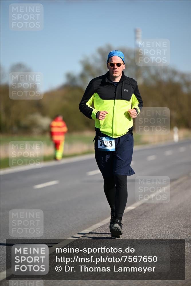 06.04.2025 - 44. Internationalen Wilhelmsburger Insellauf Dr. Thomas Lammeyer http://msf.ph/oto/7567650 06.04.2025 09:46:05 Laufen 3423 meine-sportfotos.de