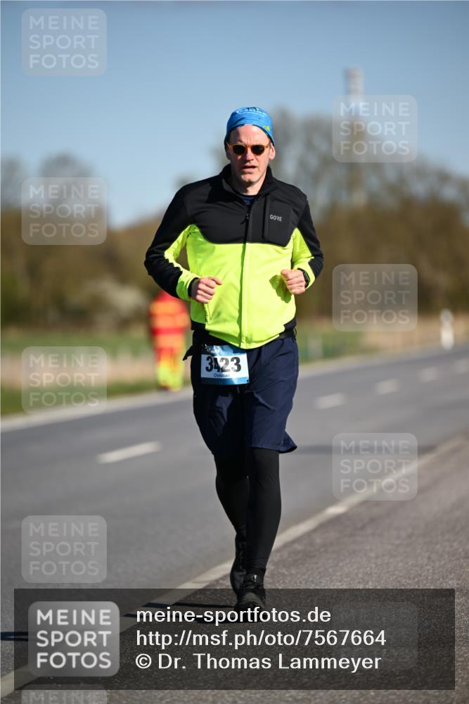 06.04.2025 - 44. Internationalen Wilhelmsburger Insellauf Dr. Thomas Lammeyer http://msf.ph/oto/7567664 06.04.2025 09:46:06 Laufen 3423 meine-sportfotos.de