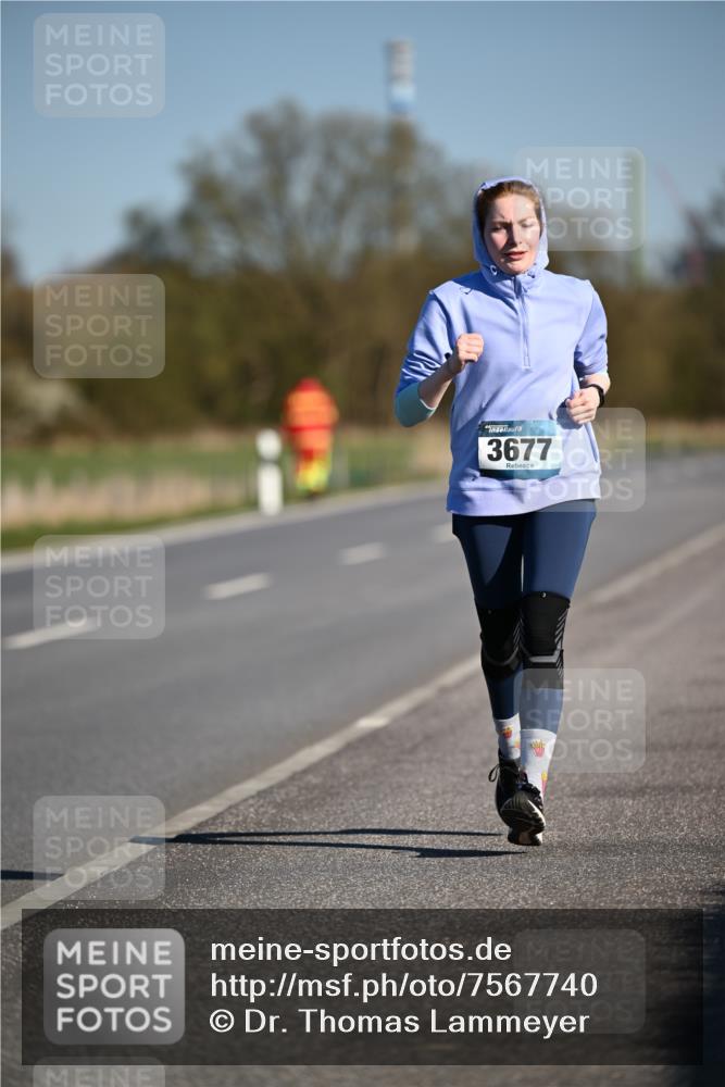 06.04.2025 - 44. Internationalen Wilhelmsburger Insellauf Dr. Thomas Lammeyer http://msf.ph/oto/7567740 06.04.2025 09:46:19 Laufen 3677 meine-sportfotos.de