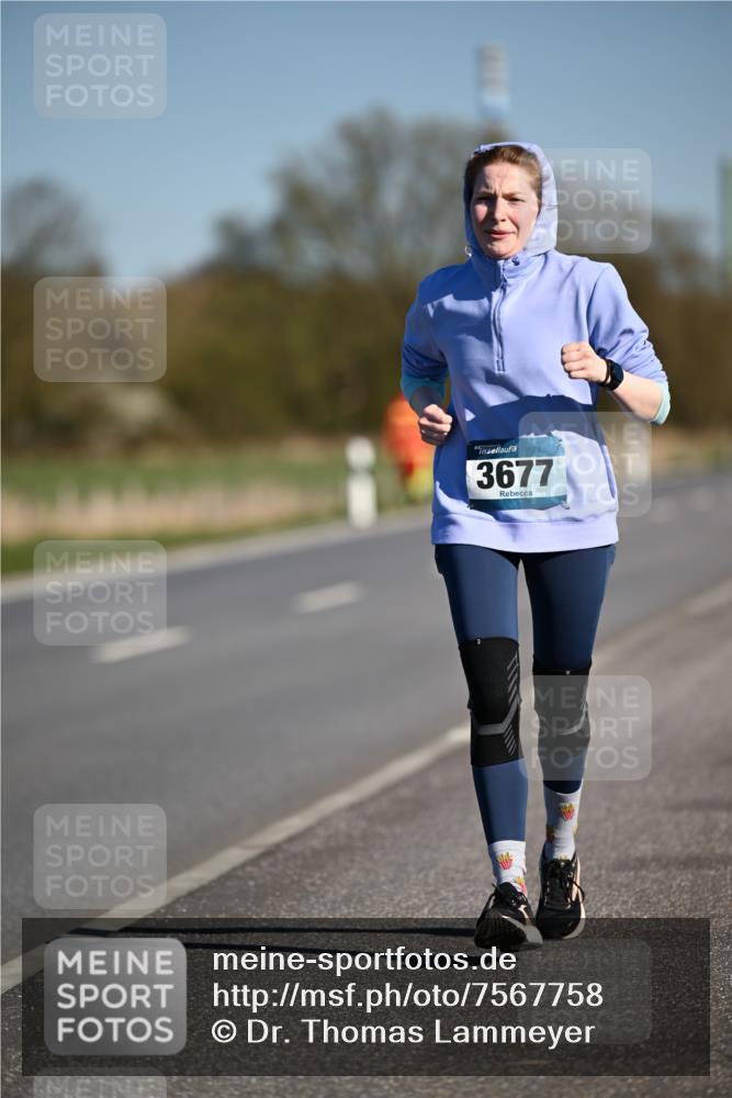 06.04.2025 - 44. Internationalen Wilhelmsburger Insellauf Dr. Thomas Lammeyer http://msf.ph/oto/7567758 06.04.2025 09:46:20 Laufen 3677 meine-sportfotos.de