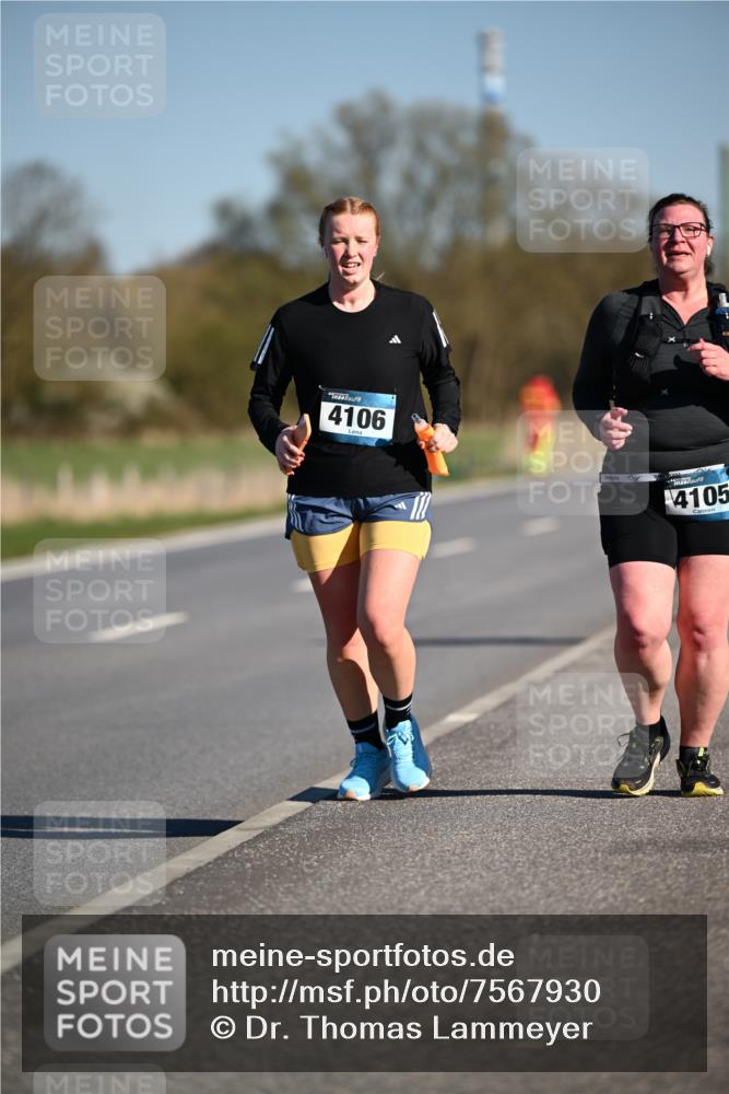 06.04.2025 - 44. Internationalen Wilhelmsburger Insellauf Dr. Thomas Lammeyer http://msf.ph/oto/7567930 06.04.2025 09:47:07 Laufen 4106, 4105 meine-sportfotos.de
