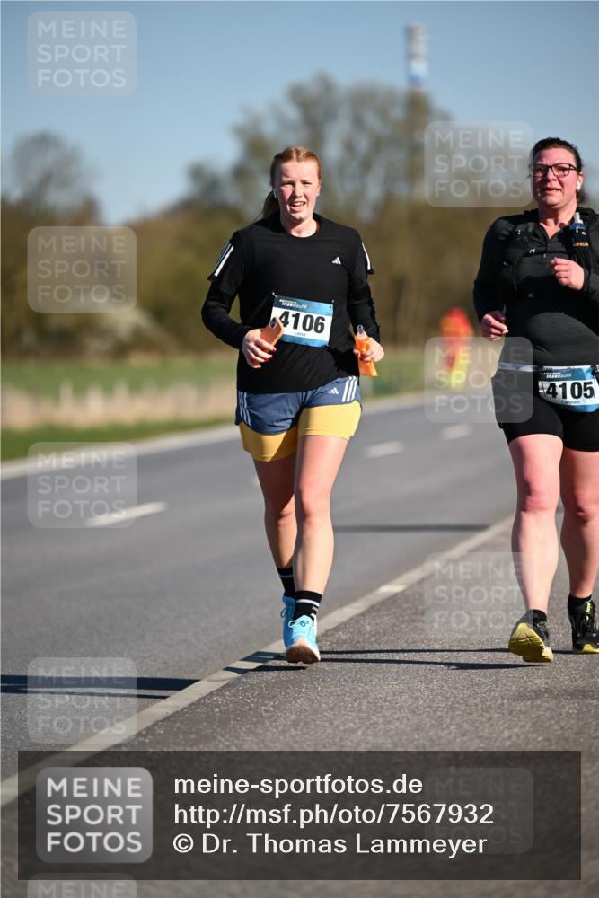 06.04.2025 - 44. Internationalen Wilhelmsburger Insellauf Dr. Thomas Lammeyer http://msf.ph/oto/7567932 06.04.2025 09:47:07 Laufen 4106, 4105 meine-sportfotos.de