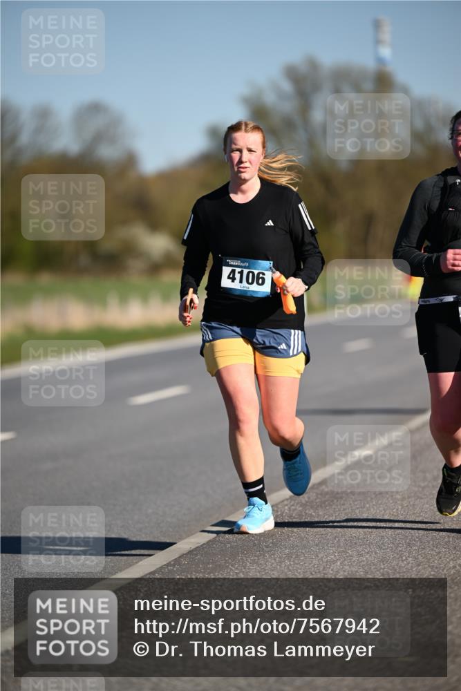 06.04.2025 - 44. Internationalen Wilhelmsburger Insellauf Dr. Thomas Lammeyer http://msf.ph/oto/7567942 06.04.2025 09:47:08 Laufen 4106 meine-sportfotos.de