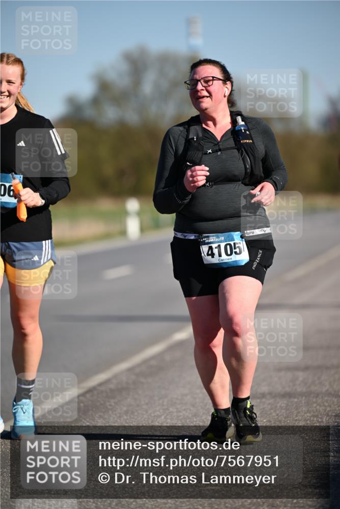 06.04.2025 - 44. Internationalen Wilhelmsburger Insellauf Dr. Thomas Lammeyer http://msf.ph/oto/7567951 06.04.2025 09:47:09 Laufen 06, 4105 meine-sportfotos.de