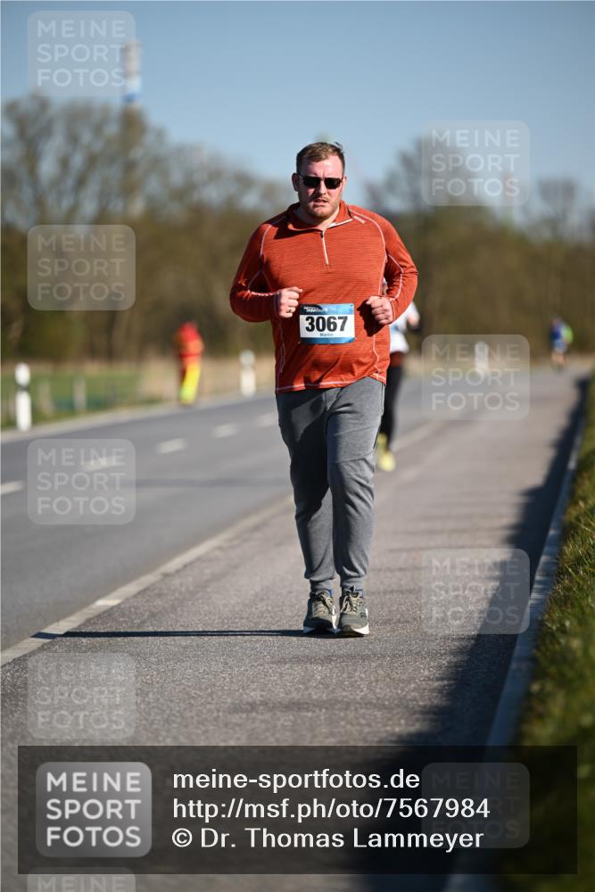 06.04.2025 - 44. Internationalen Wilhelmsburger Insellauf Dr. Thomas Lammeyer http://msf.ph/oto/7567984 06.04.2025 09:47:12 Laufen 3067 meine-sportfotos.de