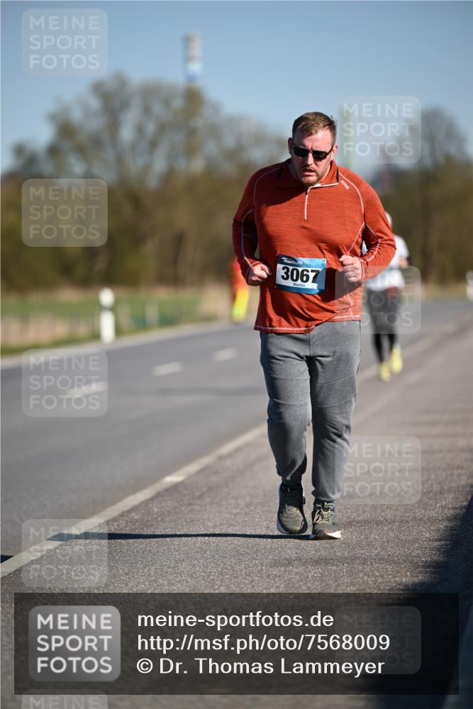 06.04.2025 - 44. Internationalen Wilhelmsburger Insellauf Dr. Thomas Lammeyer http://msf.ph/oto/7568009 06.04.2025 09:47:13 Laufen 3067 meine-sportfotos.de