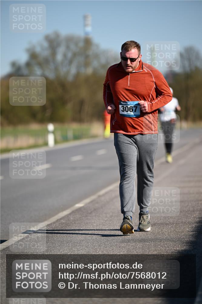 06.04.2025 - 44. Internationalen Wilhelmsburger Insellauf Dr. Thomas Lammeyer http://msf.ph/oto/7568012 06.04.2025 09:47:13 Laufen 3067 meine-sportfotos.de