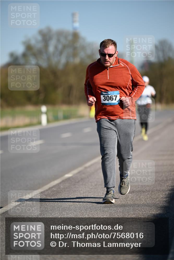 06.04.2025 - 44. Internationalen Wilhelmsburger Insellauf Dr. Thomas Lammeyer http://msf.ph/oto/7568016 06.04.2025 09:47:14 Laufen 3067 meine-sportfotos.de