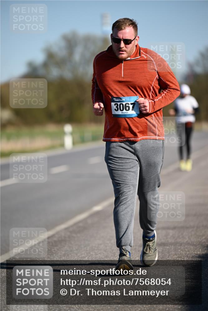 06.04.2025 - 44. Internationalen Wilhelmsburger Insellauf Dr. Thomas Lammeyer http://msf.ph/oto/7568054 06.04.2025 09:47:15 Laufen 3067 meine-sportfotos.de