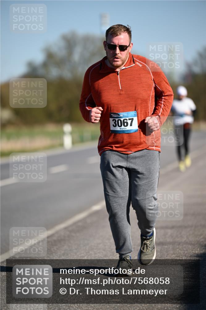06.04.2025 - 44. Internationalen Wilhelmsburger Insellauf Dr. Thomas Lammeyer http://msf.ph/oto/7568058 06.04.2025 09:47:15 Laufen 3067 meine-sportfotos.de