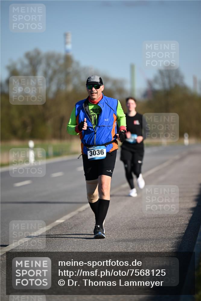 06.04.2025 - 44. Internationalen Wilhelmsburger Insellauf Dr. Thomas Lammeyer http://msf.ph/oto/7568125 06.04.2025 09:48:18 Laufen 3036 meine-sportfotos.de