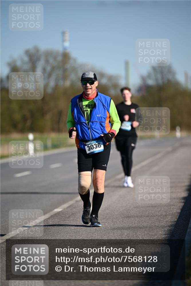 06.04.2025 - 44. Internationalen Wilhelmsburger Insellauf Dr. Thomas Lammeyer http://msf.ph/oto/7568128 06.04.2025 09:48:18 Laufen 3036 meine-sportfotos.de