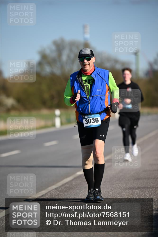 06.04.2025 - 44. Internationalen Wilhelmsburger Insellauf Dr. Thomas Lammeyer http://msf.ph/oto/7568151 06.04.2025 09:48:20 Laufen 3036 meine-sportfotos.de