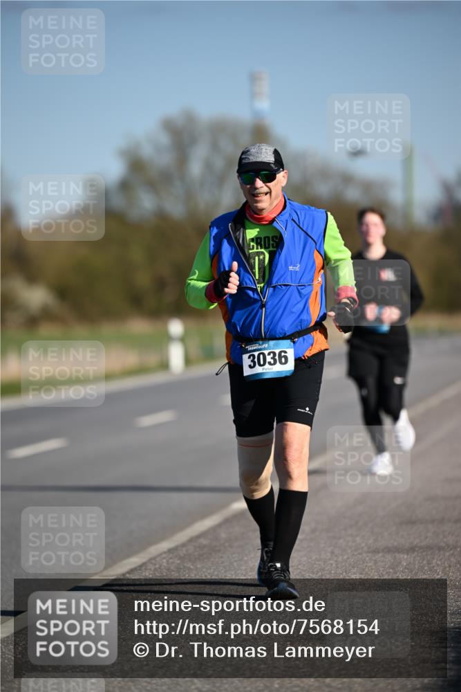 06.04.2025 - 44. Internationalen Wilhelmsburger Insellauf Dr. Thomas Lammeyer http://msf.ph/oto/7568154 06.04.2025 09:48:20 Laufen 3036 meine-sportfotos.de