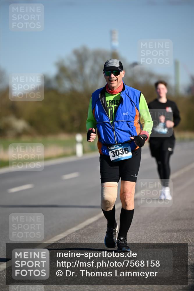 06.04.2025 - 44. Internationalen Wilhelmsburger Insellauf Dr. Thomas Lammeyer http://msf.ph/oto/7568158 06.04.2025 09:48:20 Laufen 3036 meine-sportfotos.de