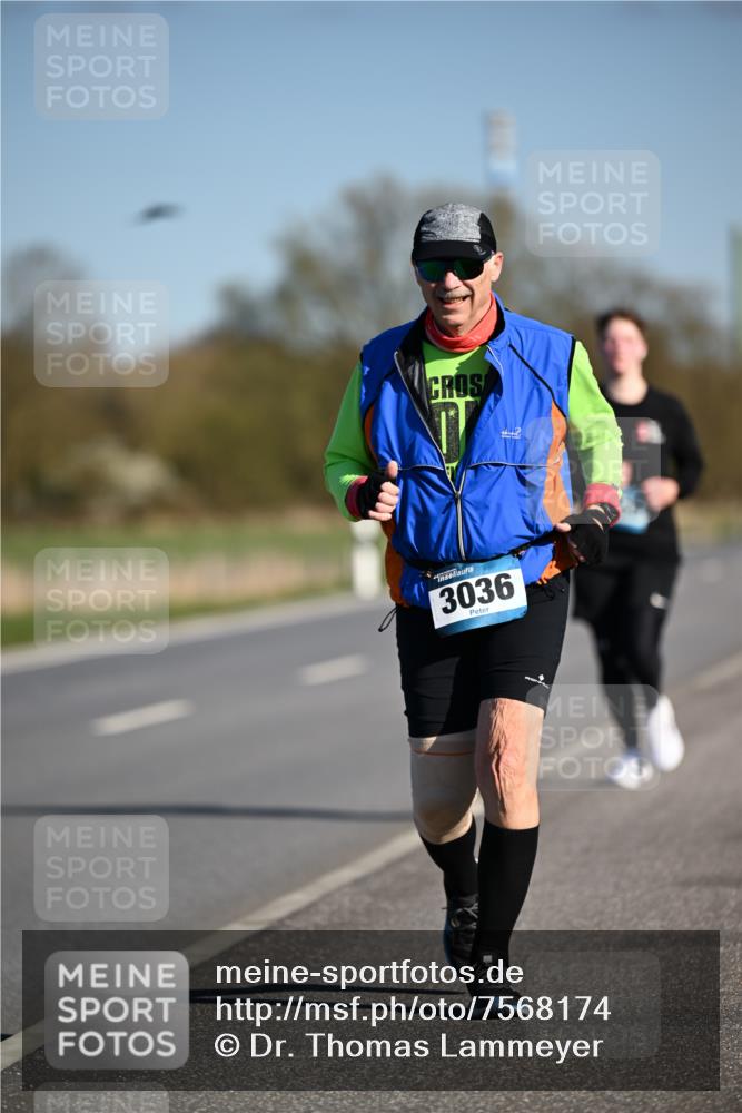 06.04.2025 - 44. Internationalen Wilhelmsburger Insellauf Dr. Thomas Lammeyer http://msf.ph/oto/7568174 06.04.2025 09:48:21 Laufen 3036 meine-sportfotos.de