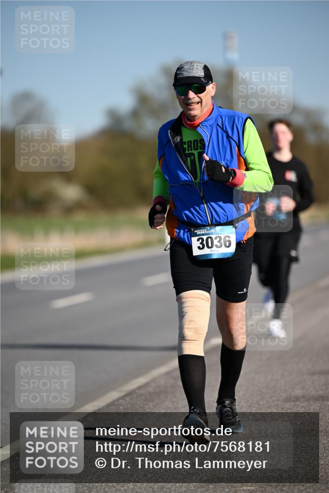 06.04.2025 - 44. Internationalen Wilhelmsburger Insellauf Dr. Thomas Lammeyer http://msf.ph/oto/7568181 06.04.2025 09:48:21 Laufen 3036 meine-sportfotos.de