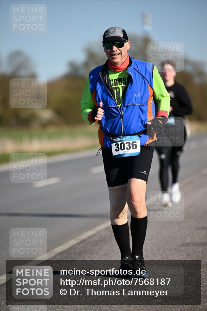 06.04.2025 - 44. Internationalen Wilhelmsburger Insellauf Dr. Thomas Lammeyer http://msf.ph/oto/7568187 06.04.2025 09:48:21 Laufen 3036 meine-sportfotos.de
