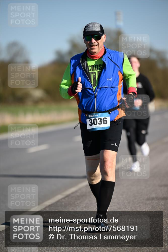 06.04.2025 - 44. Internationalen Wilhelmsburger Insellauf Dr. Thomas Lammeyer http://msf.ph/oto/7568191 06.04.2025 09:48:21 Laufen 3036 meine-sportfotos.de