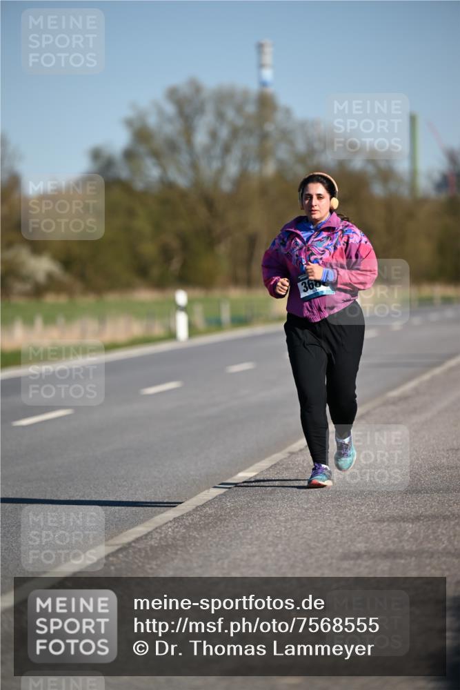 06.04.2025 - 44. Internationalen Wilhelmsburger Insellauf Dr. Thomas Lammeyer http://msf.ph/oto/7568555 06.04.2025 09:49:38 Laufen 360 meine-sportfotos.de