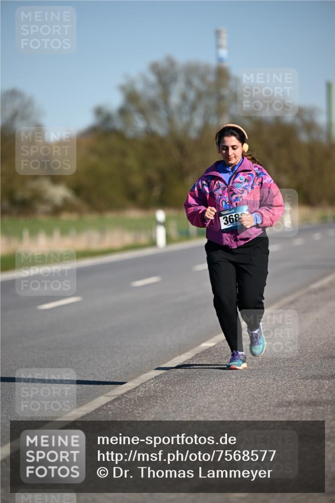 06.04.2025 - 44. Internationalen Wilhelmsburger Insellauf Dr. Thomas Lammeyer http://msf.ph/oto/7568577 06.04.2025 09:49:39 Laufen 368 meine-sportfotos.de