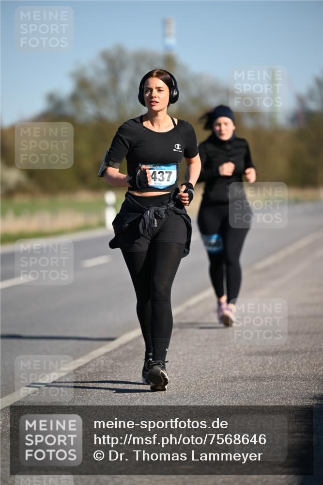 06.04.2025 - 44. Internationalen Wilhelmsburger Insellauf Dr. Thomas Lammeyer http://msf.ph/oto/7568646 06.04.2025 09:49:55 Laufen 437 meine-sportfotos.de