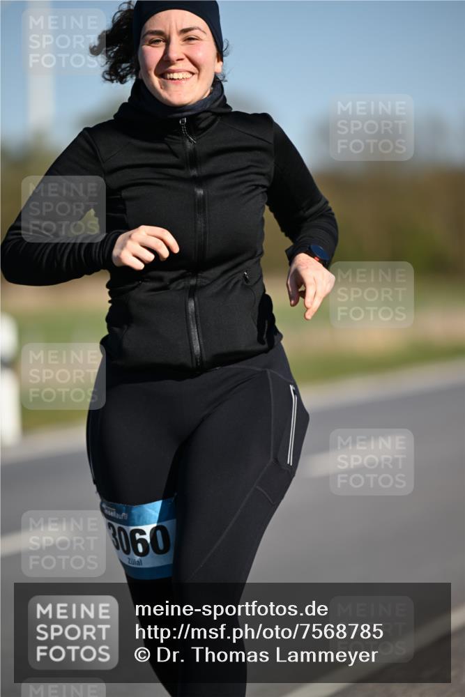 06.04.2025 - 44. Internationalen Wilhelmsburger Insellauf Dr. Thomas Lammeyer http://msf.ph/oto/7568785 06.04.2025 09:50:02 Laufen 3060 meine-sportfotos.de