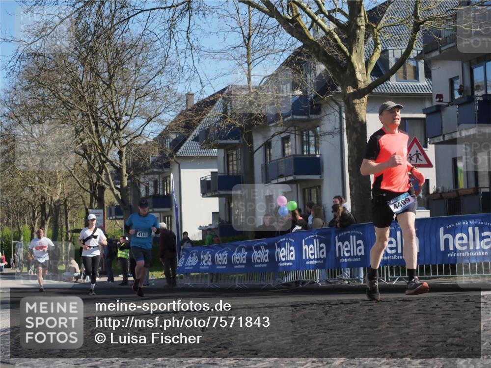 06.04.2025 - 44. Internationalen Wilhelmsburger Insellauf Luisa Fischer http://msf.ph/oto/7571843 06.04.2025 10:41:02 Ziel 4499, 4111 meine-sportfotos.de