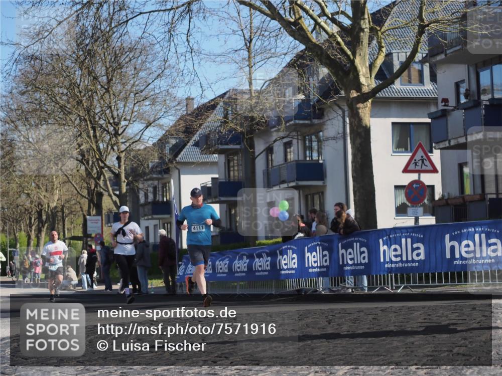 06.04.2025 - 44. Internationalen Wilhelmsburger Insellauf Luisa Fischer http://msf.ph/oto/7571916 06.04.2025 10:41:03 Ziel 4233, 4111 meine-sportfotos.de