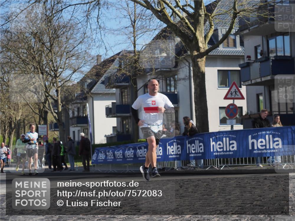 06.04.2025 - 44. Internationalen Wilhelmsburger Insellauf Luisa Fischer http://msf.ph/oto/7572083 06.04.2025 10:41:07 Ziel  meine-sportfotos.de
