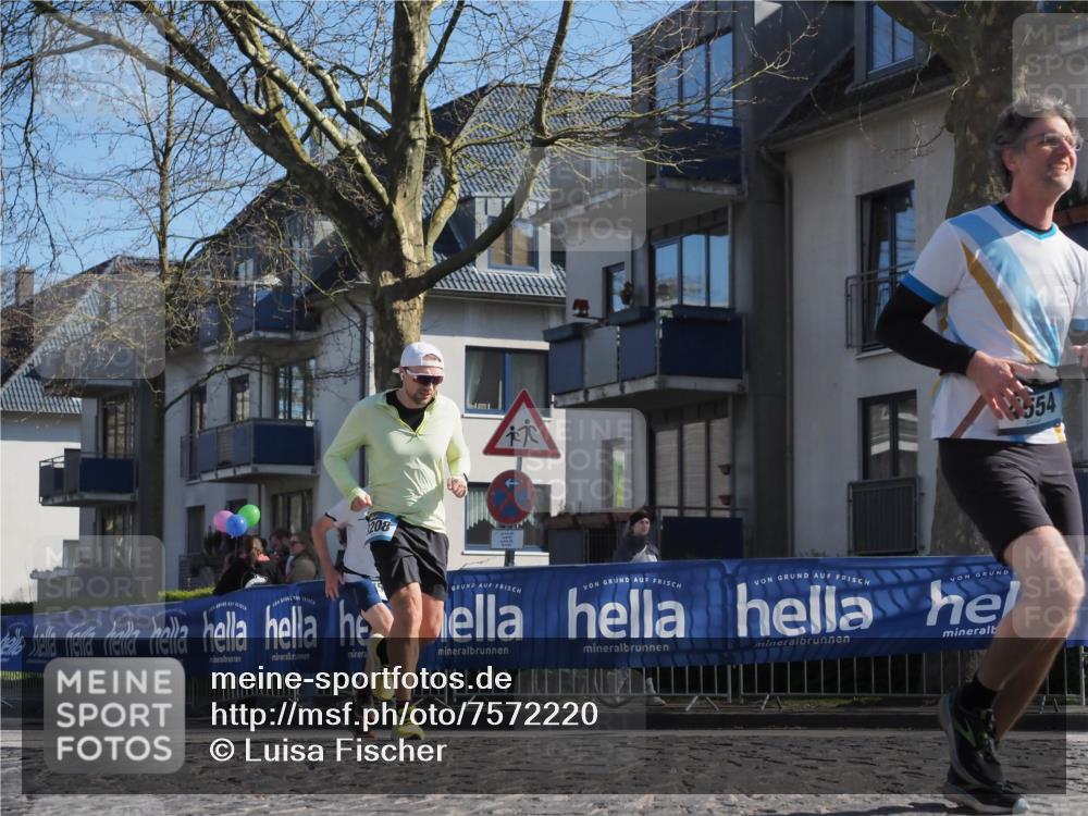 06.04.2025 - 44. Internationalen Wilhelmsburger Insellauf Luisa Fischer http://msf.ph/oto/7572220 06.04.2025 10:41:13 Ziel 208, 354 meine-sportfotos.de