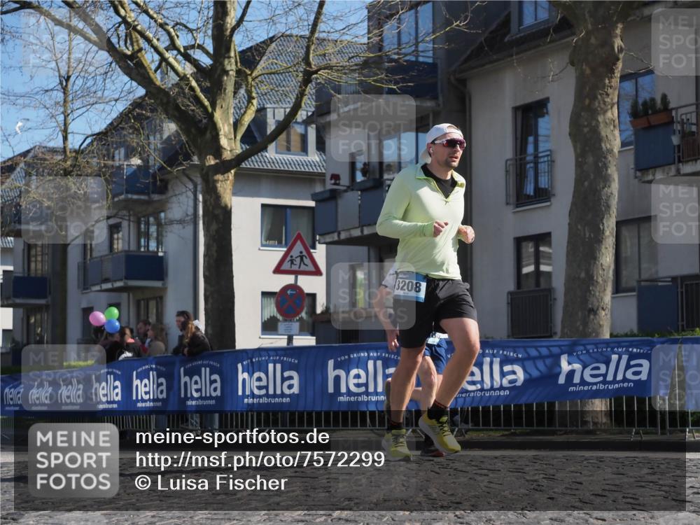 06.04.2025 - 44. Internationalen Wilhelmsburger Insellauf Luisa Fischer http://msf.ph/oto/7572299 06.04.2025 10:41:14 Ziel 3208 meine-sportfotos.de