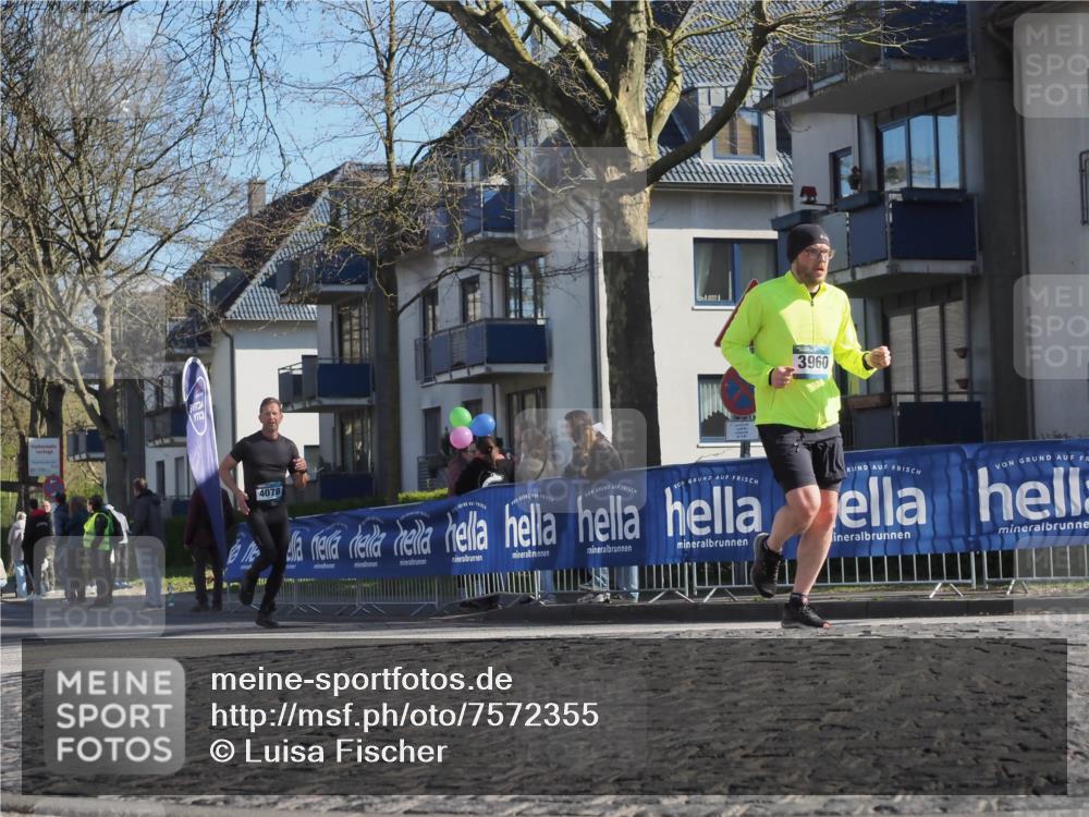 06.04.2025 - 44. Internationalen Wilhelmsburger Insellauf Luisa Fischer http://msf.ph/oto/7572355 06.04.2025 10:41:17 Ziel 1713, 4078, 3960 meine-sportfotos.de