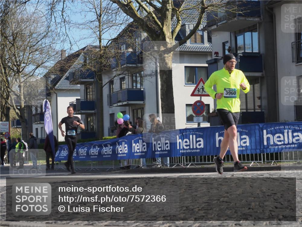 06.04.2025 - 44. Internationalen Wilhelmsburger Insellauf Luisa Fischer http://msf.ph/oto/7572366 06.04.2025 10:41:17 Ziel 4078, 3960 meine-sportfotos.de