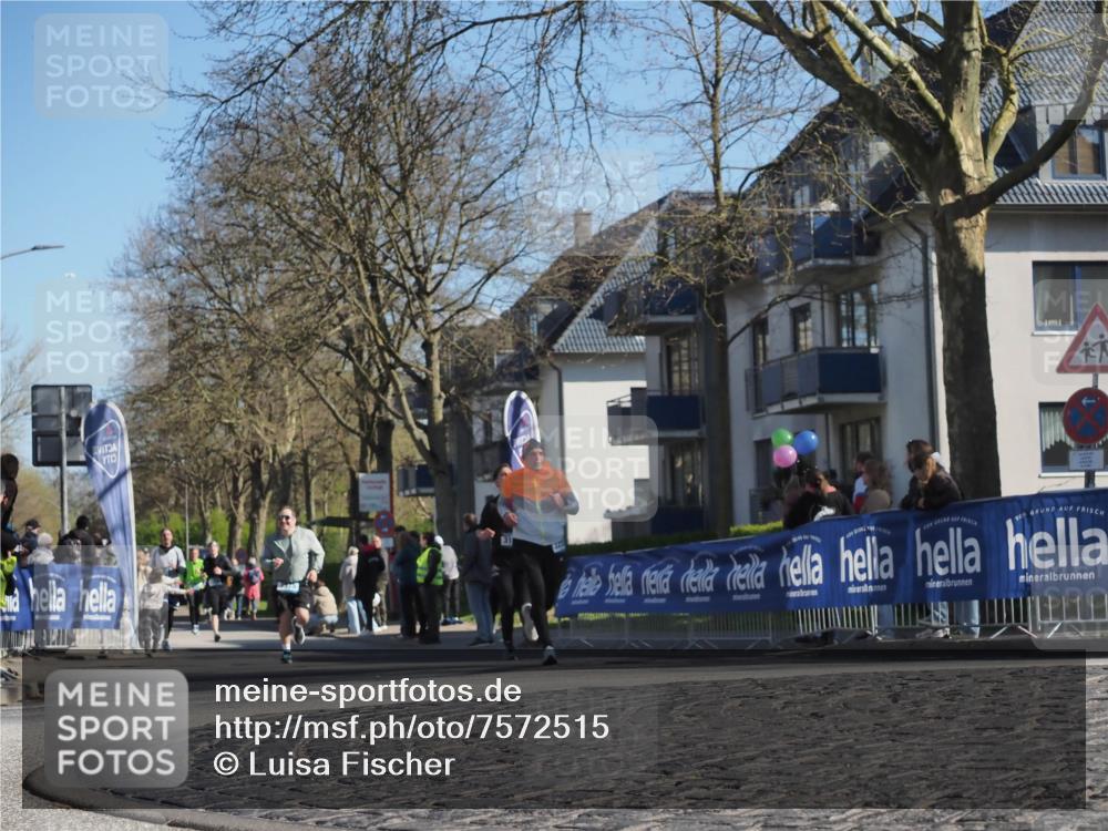 06.04.2025 - 44. Internationalen Wilhelmsburger Insellauf Luisa Fischer http://msf.ph/oto/7572515 06.04.2025 10:41:21 Ziel  meine-sportfotos.de