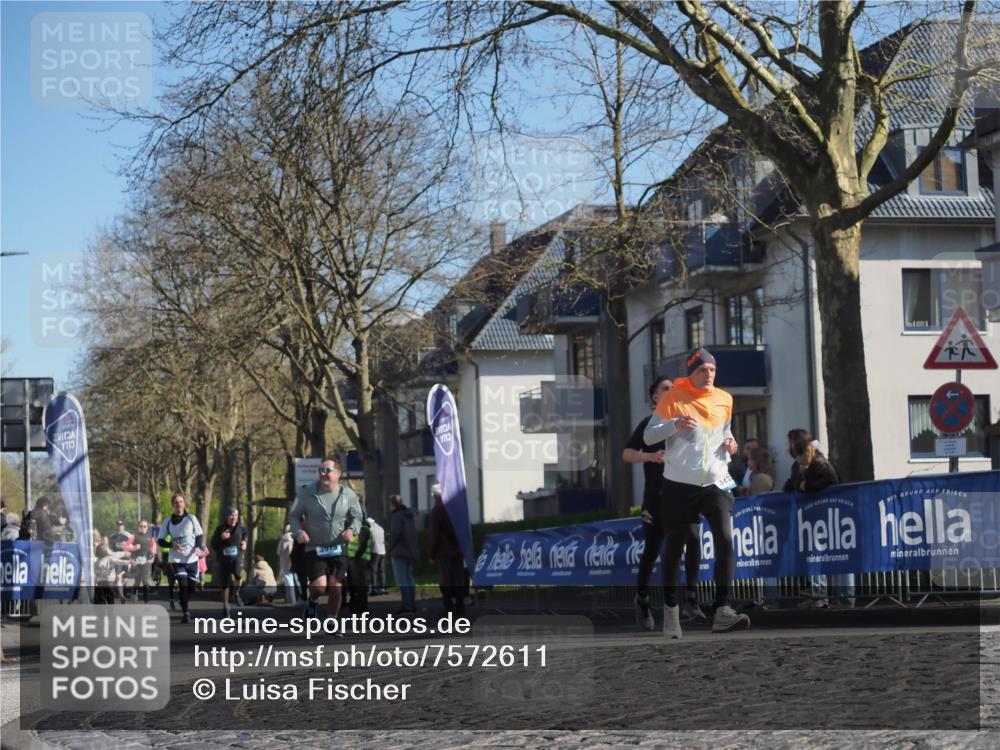 06.04.2025 - 44. Internationalen Wilhelmsburger Insellauf Luisa Fischer http://msf.ph/oto/7572611 06.04.2025 10:41:22 Ziel 3975 meine-sportfotos.de