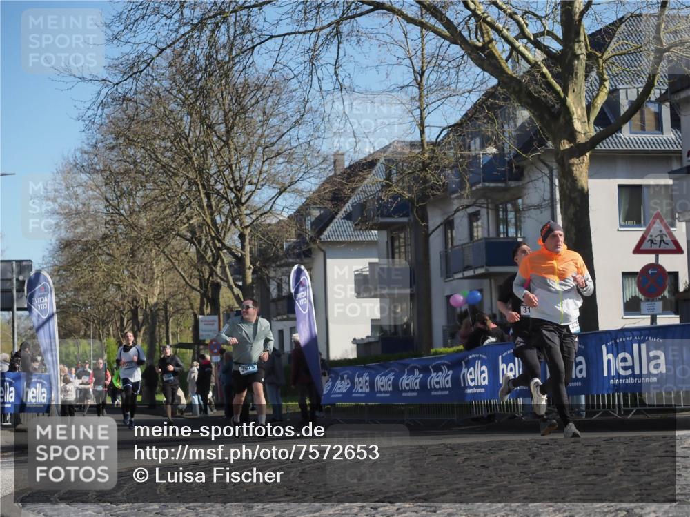 06.04.2025 - 44. Internationalen Wilhelmsburger Insellauf Luisa Fischer http://msf.ph/oto/7572653 06.04.2025 10:41:23 Ziel 5432, 713, 3975, 31 meine-sportfotos.de