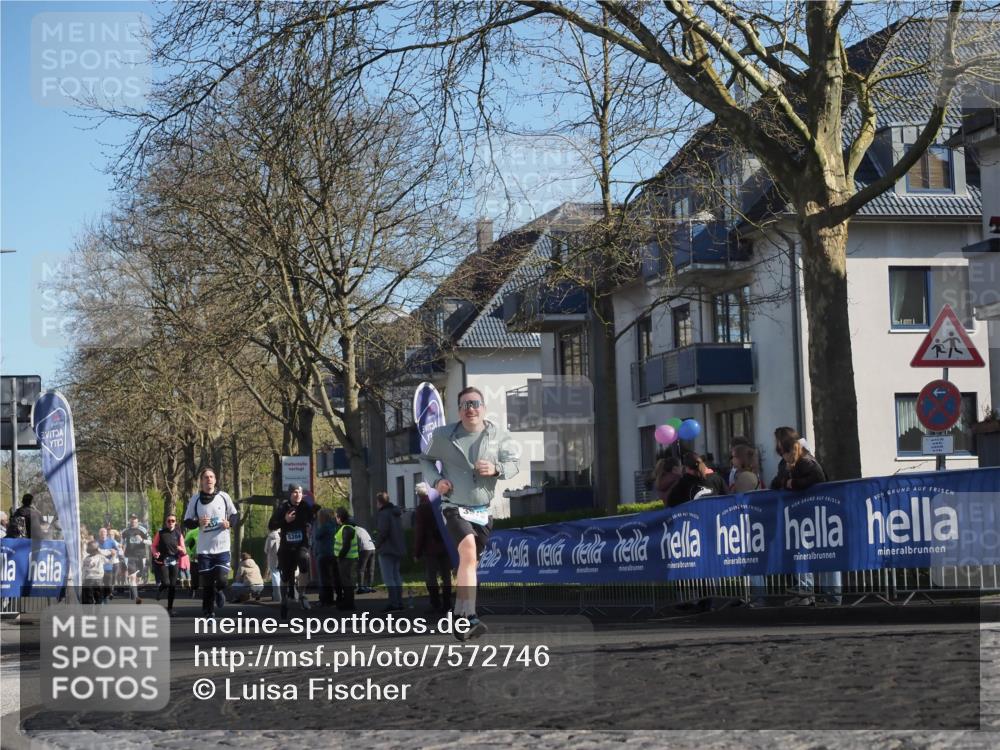 06.04.2025 - 44. Internationalen Wilhelmsburger Insellauf Luisa Fischer http://msf.ph/oto/7572746 06.04.2025 10:41:24 Ziel 5204 meine-sportfotos.de