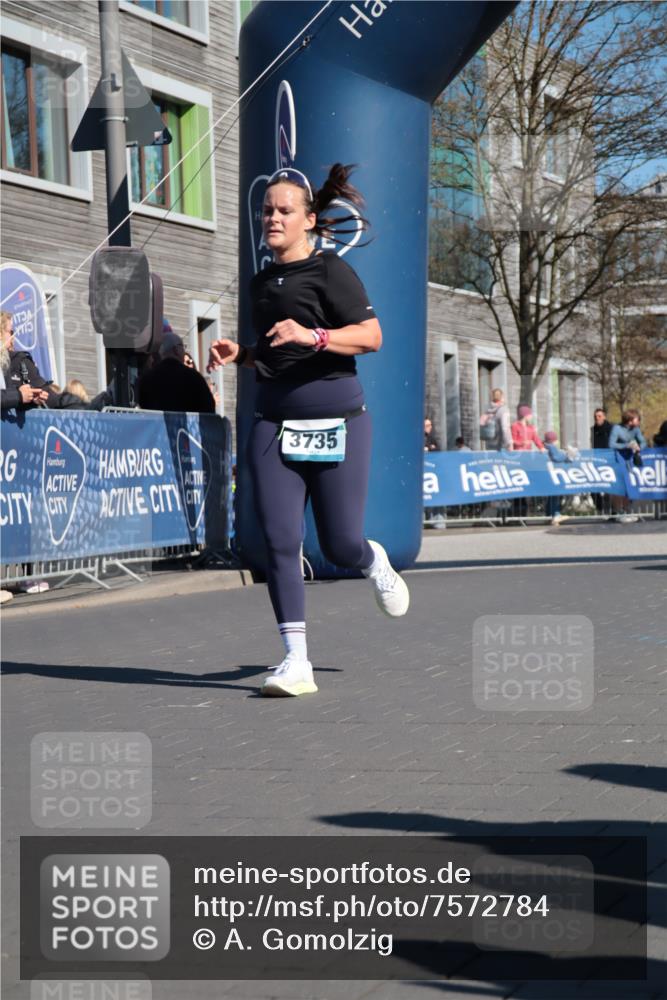 06.04.2025 - 44. Internationalen Wilhelmsburger Insellauf A. Gomolzig http://msf.ph/oto/7572784 06.04.2025 10:43:35 Ziel 3735, 3821, 3924, 4446, 4536 meine-sportfotos.de