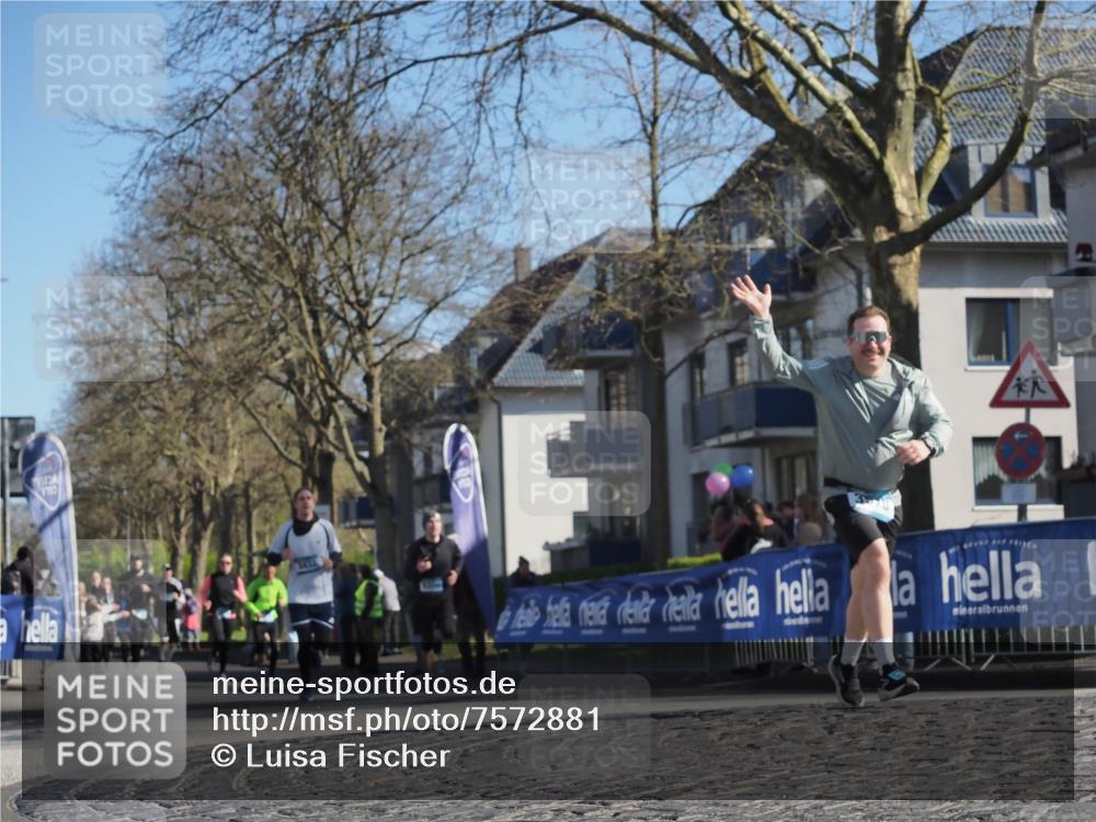 06.04.2025 - 44. Internationalen Wilhelmsburger Insellauf Luisa Fischer http://msf.ph/oto/7572881 06.04.2025 10:41:25 Ziel  meine-sportfotos.de