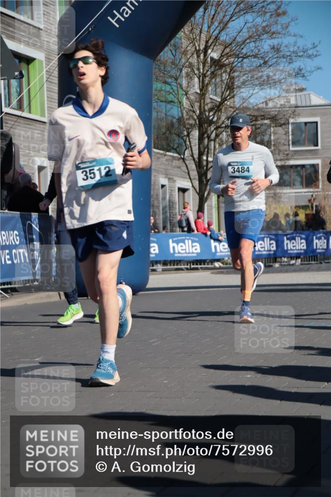 06.04.2025 - 44. Internationalen Wilhelmsburger Insellauf A. Gomolzig http://msf.ph/oto/7572996 06.04.2025 10:43:08 Ziel 3281, 3466, 3484, 3512, 3532, 3743, 3927, 4181, 4613 meine-sportfotos.de