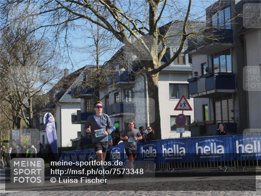 06.04.2025 - 44. Internationalen Wilhelmsburger Insellauf Luisa Fischer http://msf.ph/oto/7573348 06.04.2025 10:41:38 Ziel 4566, 3941 meine-sportfotos.de